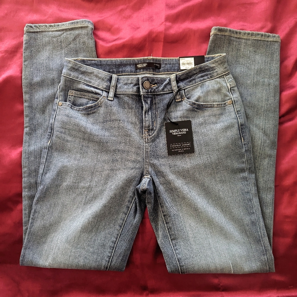 NWT Simply Vera VeraWang Women's Blue Jeans Mid-rise Size 4